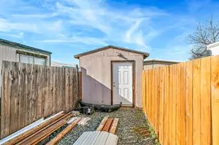 2700 Falcon St, White City, OR 97503 - Photo 17