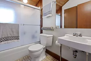 12960 Hawks Beard, Black Butte Ranch, OR 97759 - Photo 19