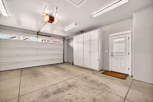 3957 Shamrock Dr, Medford, OR 97504 - Photo 35