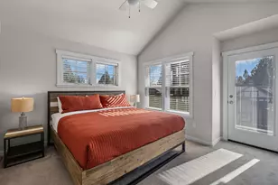 19721 SW River Cp Ln, Bend, OR 97702 - Photo 21