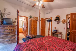 60626 River Bend Dr, Bend, OR 97702 - Photo 13