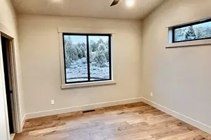 6822 Southeast Madison Ave, Prineville, OR 97754 - Photo 11