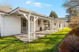 1855 Nancy Ave, Central Point, OR 97502 - Photo 23