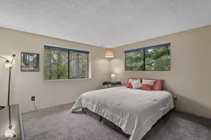 498 Palomino Dr, Grants Pass, OR 97526 - Photo 29