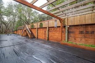 498 Palomino Dr, Grants Pass, OR 97526 - Photo 39