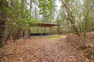 498 Palomino Dr, Grants Pass, OR 97526 - Photo 47