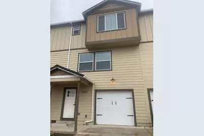 7859 28th Street, White City, OR 97503 - Photo 1