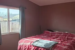 5594 Kellal Ln, Klamath Falls, OR 97603 - Photo 5