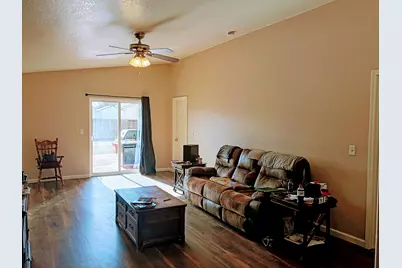 5594 Kellal Lane, Klamath Falls, OR 97603 - Photo 5