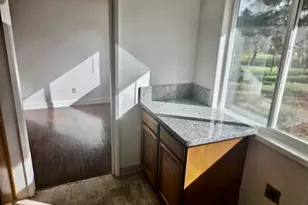 376 Crowson Rd, Ashland, OR 97520 - Photo 17