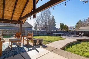 2727 Connell Ave, Medford, OR 97501 - Photo 13