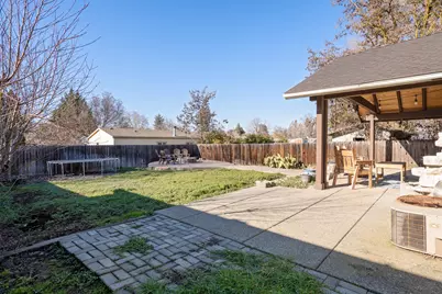 2727 Connell Avenue, Medford, OR 97501 - Photo 19