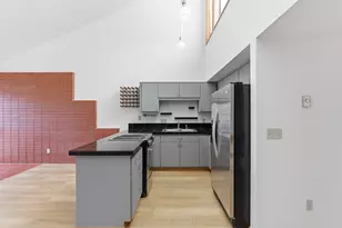 1959 NE Lotus Dr, Bend, OR 97701 - Photo 13