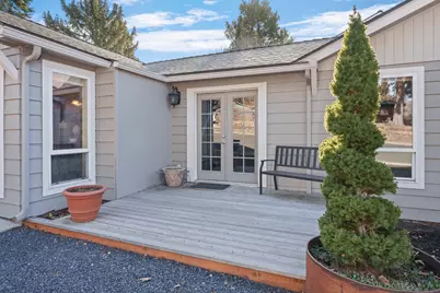 1154 NE 9th Street, Bend, OR 97701 - Photo 9