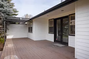 20246 Gaines Ct, Bend, OR 97702 - Photo 9