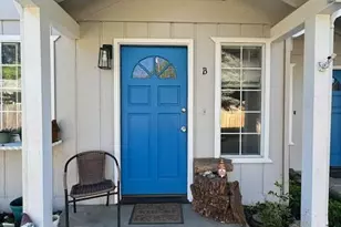 210 W Main St, Rogue River, OR 97537 - Photo 17