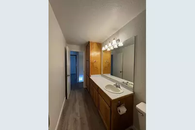 210 W Main Street, Rogue River, OR 97537 - Photo 11