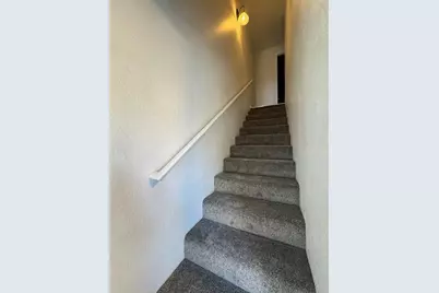 210 W Main Street, Rogue River, OR 97537 - Photo 11