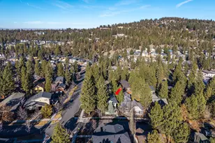 2398 NW Lemhi Pass Dr, Bend, OR 97703 - Photo 49