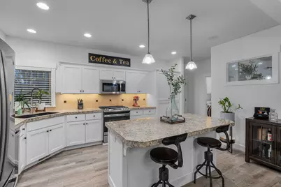 2398 NW Lemhi Pass Drive, Bend, OR 97703 - Photo 9