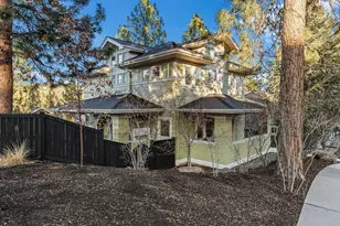 2398 NW Lemhi Pass Dr, Bend, OR 97703 - Photo 1