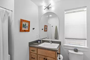 583 Coffee Ln, Ashland, OR 97520 - Photo 11