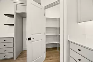 3723 Ford Dr, Medford, OR 97504 - Photo 31