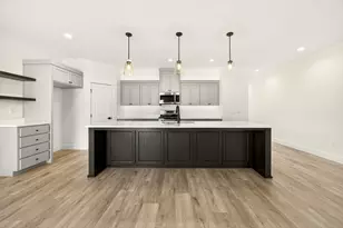 3723 Ford Dr, Medford, OR 97504 - Photo 23