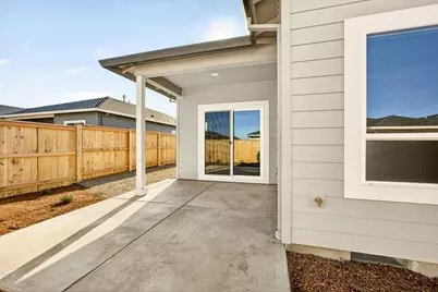 3723 Ford Drive, Medford, OR 97504 - Photo 9