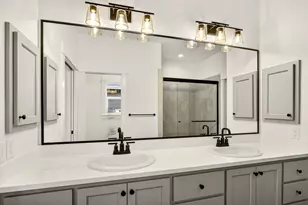 3723 Ford Dr, Medford, OR 97504 - Photo 41