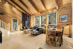 57532 Tamarack Ln, Sunriver, OR 97707 - Photo 3