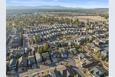 61100 SE Stari Most Loop, Bend, OR 97702 - Photo 35