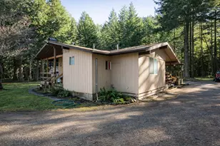 1954 Yeust Rd, Azalea, OR 97410 - Photo 17