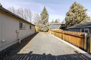 2142 NE Monterey Ave, Bend, OR 97701 - Photo 27