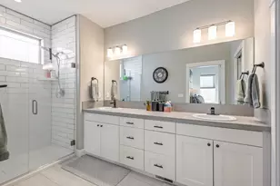 20811 Beaumont Dr, Bend, OR 97701 - Photo 13