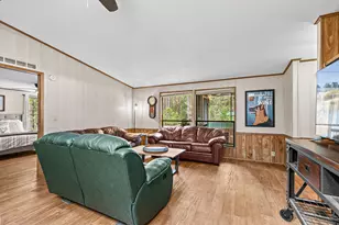 3610 Pleasant Creek Rd, Rogue River, OR 97537 - Photo 9