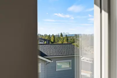 60836 SW Headwaters Loop, Bend, OR 97702 - Photo 45