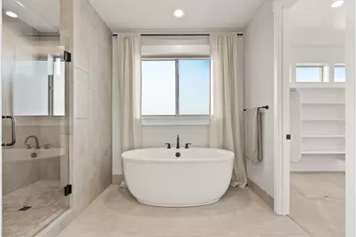 60836 SW Headwaters Loop, Bend, OR 97702 - Photo 31