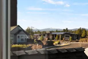 60836 SW Headwaters Loop, Bend, OR 97702 - Photo 49