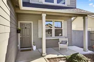 3232 McCloud St, Medford, OR 97504 - Photo 3