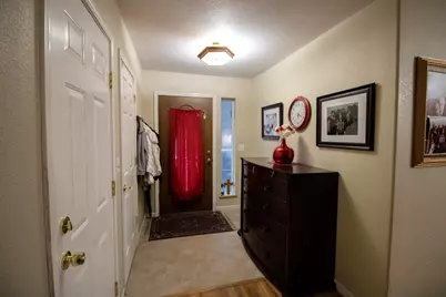 157 N Junction Avenue, Cave Junction, OR 97523 - Photo 7