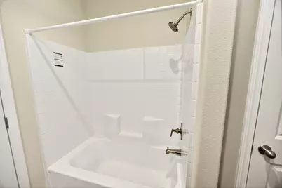 4729 S Pacific Highway #UNIT 24, Phoenix, OR 97535 - Photo 17