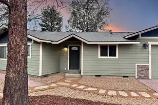 3487 SW Wickiup Ave, Redmond, OR 97756 - Photo 3