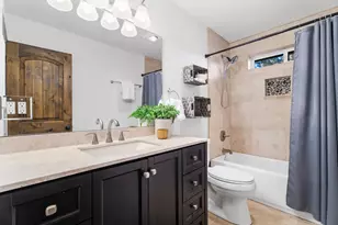 2917 NE Purcell Blvd, Bend, OR 97701 - Photo 31