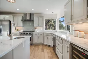 1295 NW City View Dr, Bend, OR 97703 - Photo 15