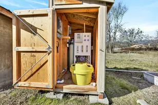 [Address not provided], Williams, OR 97544 - Photo 39