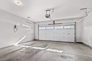 672 Shadow Wood Dr, Medford, OR 97501 - Photo 19