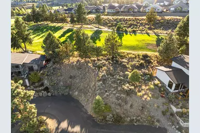 3385 NW Eighteenth Fairway Place, Bend, OR 97703 - Photo 3