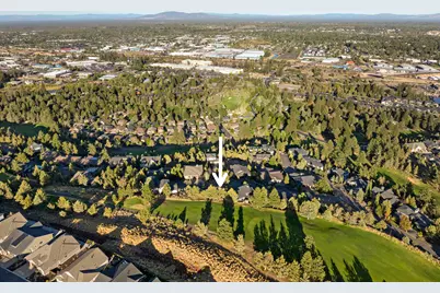 3385 NW Eighteenth Fairway Place, Bend, OR 97703 - Photo 9