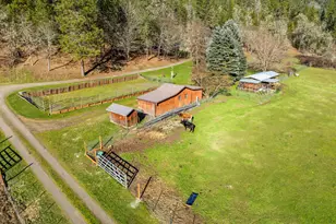 18781 E Evans Creek Rd, Rogue River, OR 97537 - Photo 11